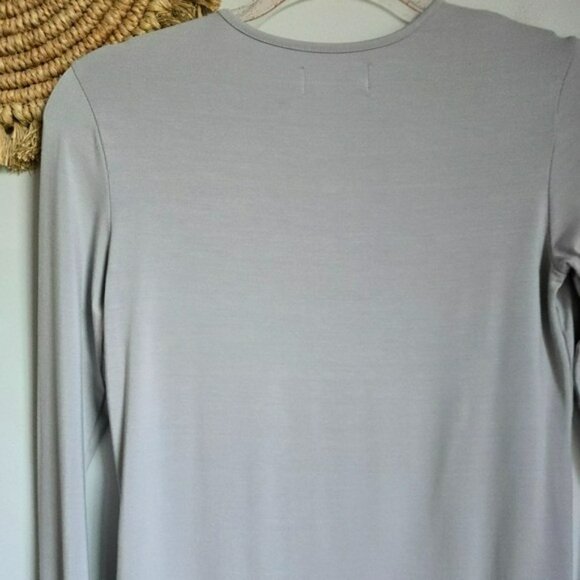 Mott50, New, Caroline Pearl Gray UPF 50 Long Sleeve Crew Sun Shirt Size Small - Picture 6 of 10